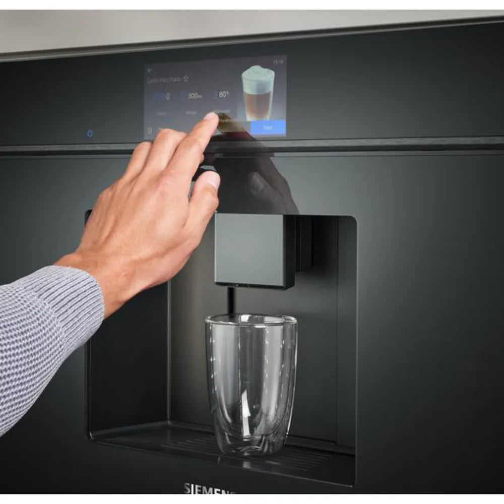 Siemens CT718L1B0 iQ700 Einbau-Automatic Coffee Machine black