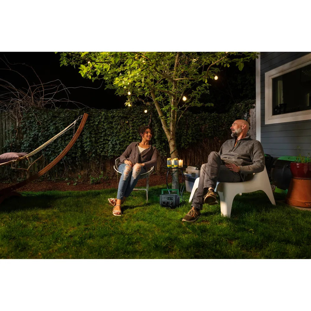 Schneider Electric OffGrid 330 Portable Power Station - 300-600W Nennleistung, 332Wh, 2x AC, 3x USB-A, 1x USB-C, 3,3kg
