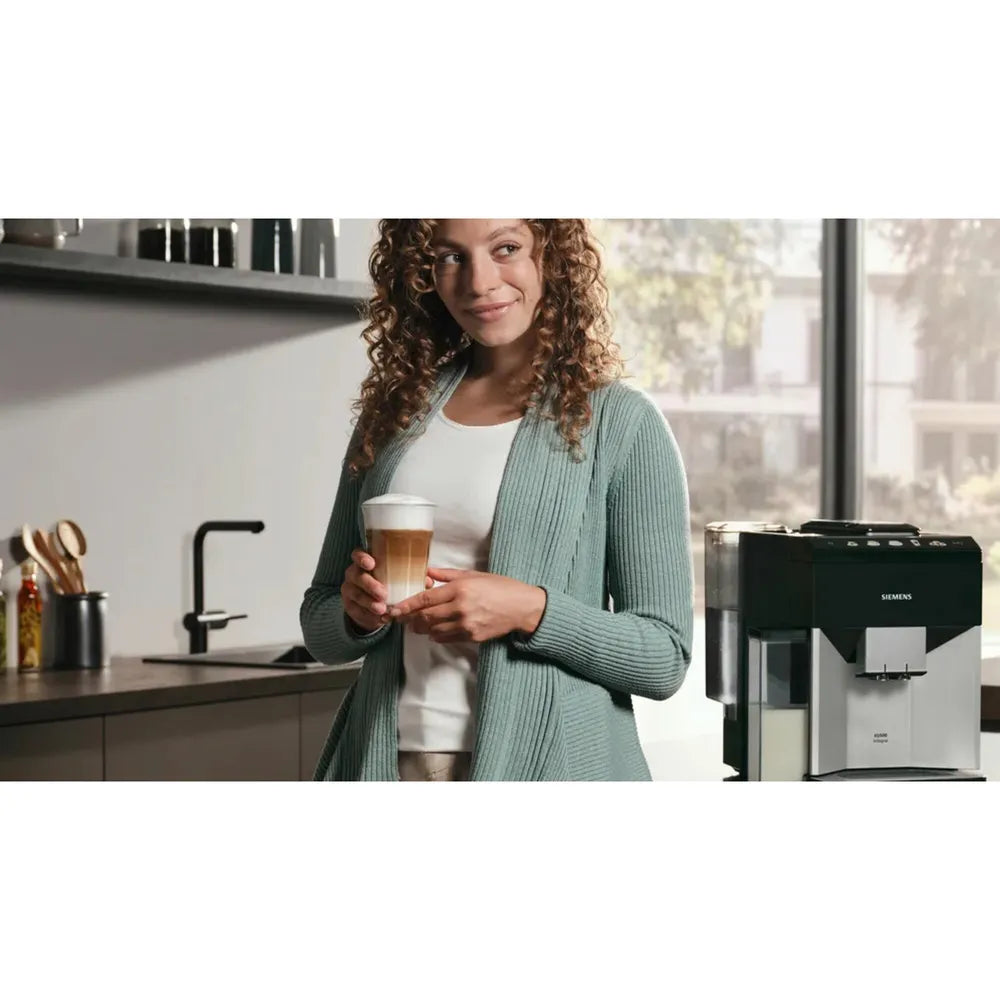 Siemens TQ513D01 EQ.500 integral Automatic Coffee Machine Klavierlack/ Silver