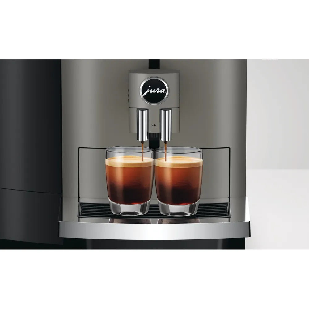 JURA Gastro X4c Dark Inox Professional Automatic Coffee Machine Festwasseranschluß Bandle incl.. Wartungspack